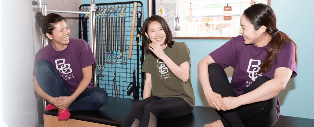 ピラティスのトレーニング風景の写真