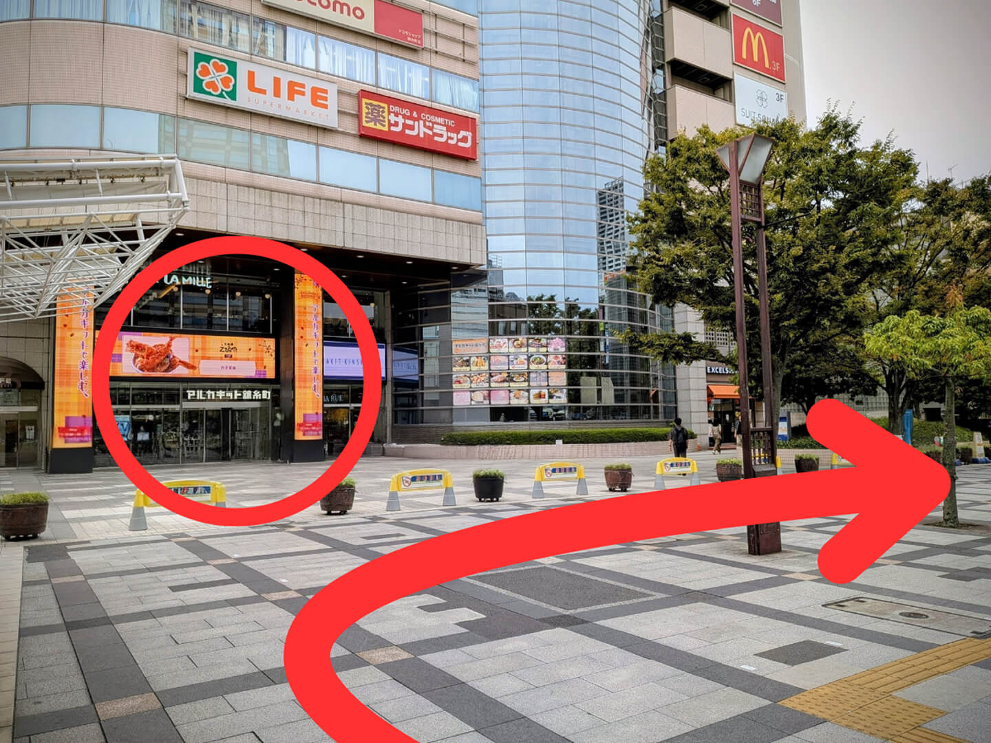 アルカキット錦糸町が見えたら右折して直進。