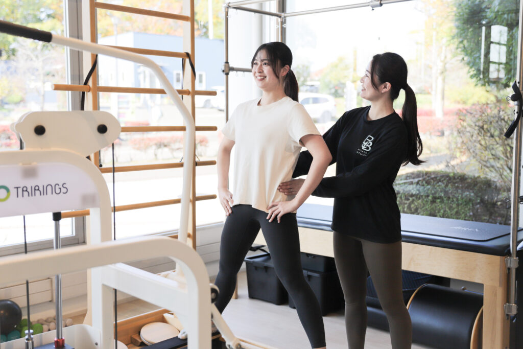 ピラティススタジオBB仙台泉店でのセッションの様子