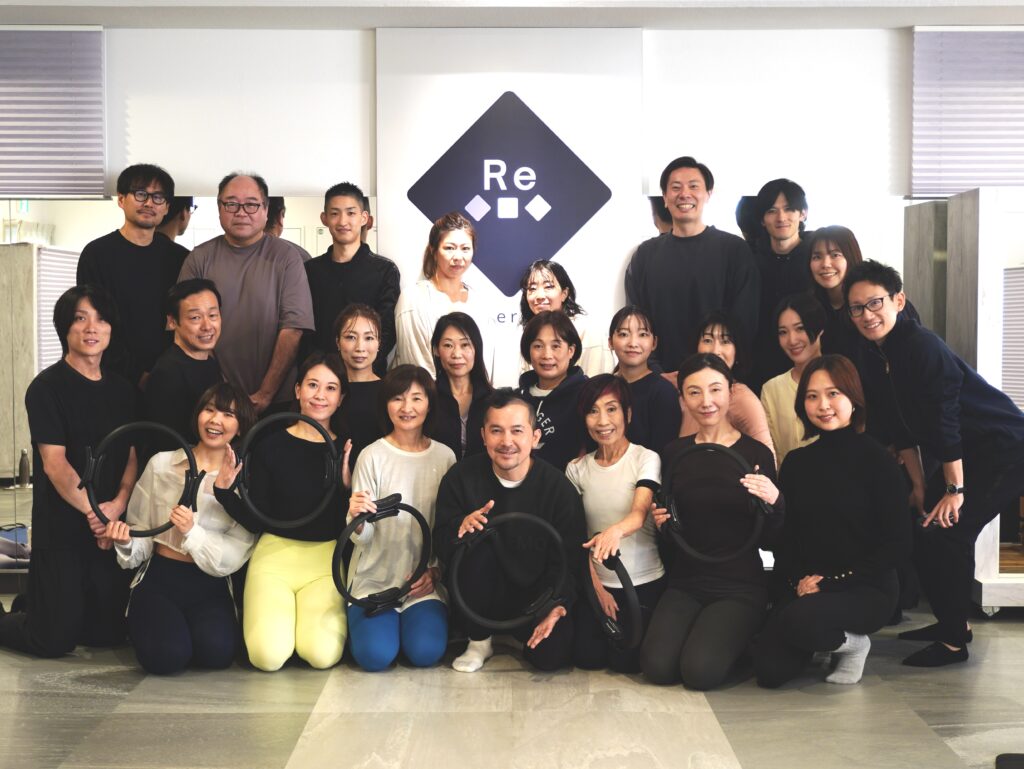 名古屋での小田島政樹氏のピラティスリングのセミナーにおける集合写真