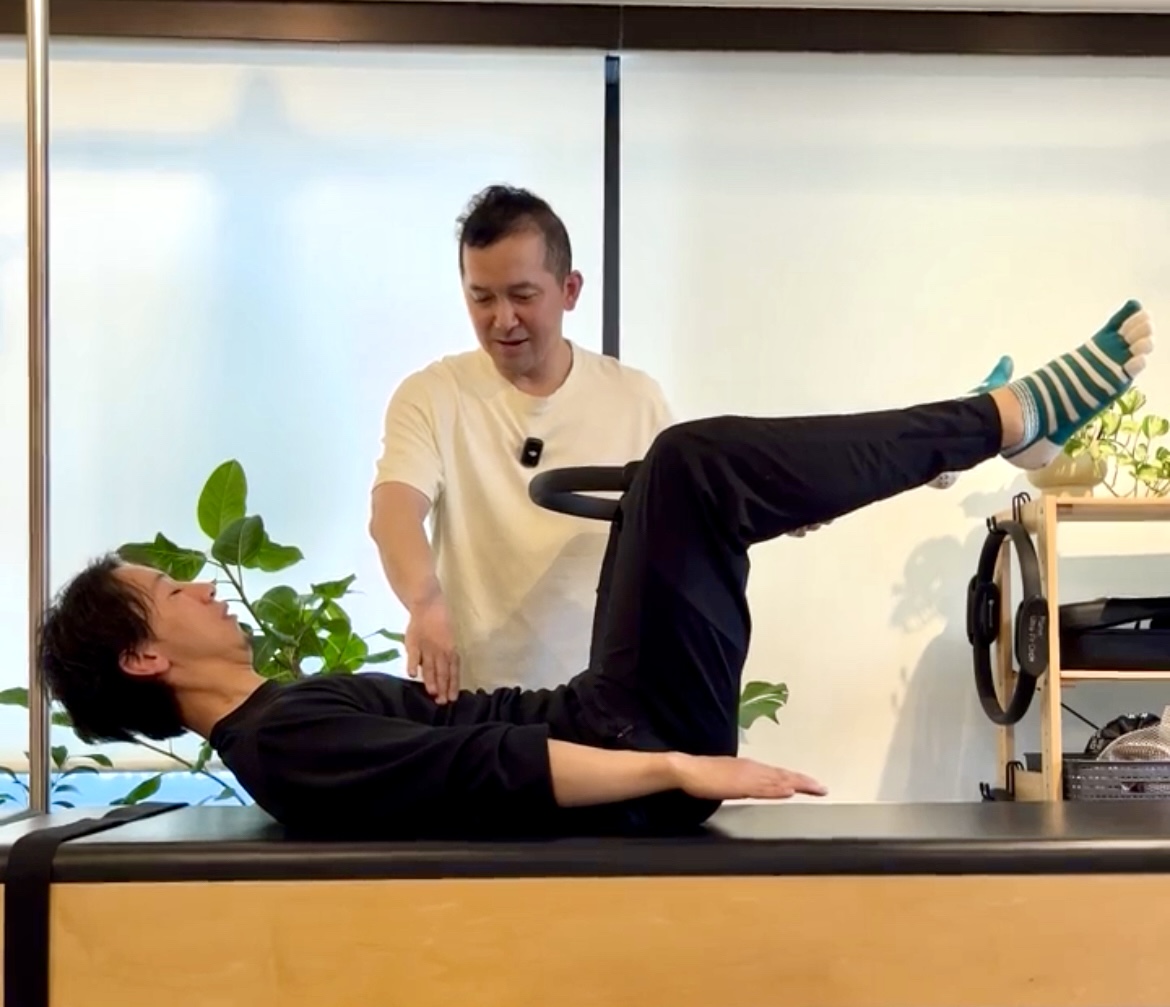 【BBスキルアップシリーズ】ニュートラルのその先へ。小田島講師によるピラティスリング活用編